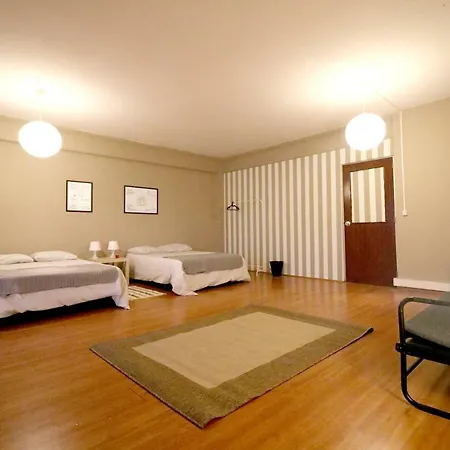 Julio Dinis - Up2sleep Homestay *